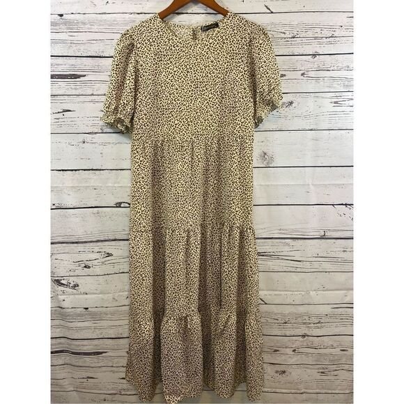 ￼ Pretty garden, leopard print, long dress size medium - Picture 2 of 5